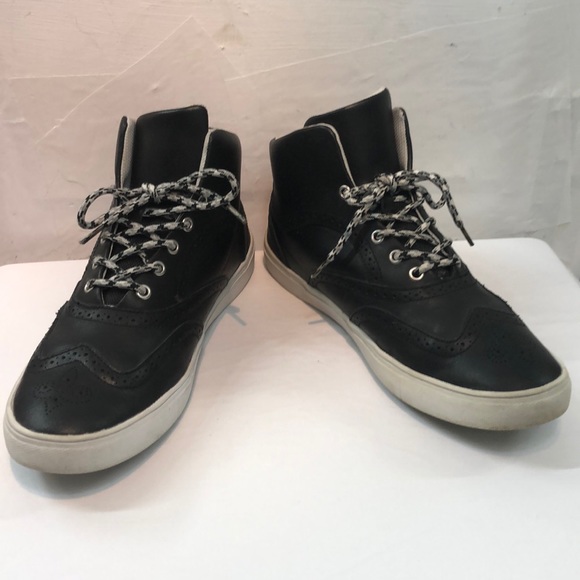 Steve Madden Black Leather High Top Sneakers 10.5 - Picture 1 of 7